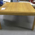 542 8304 COFFEE TABLE